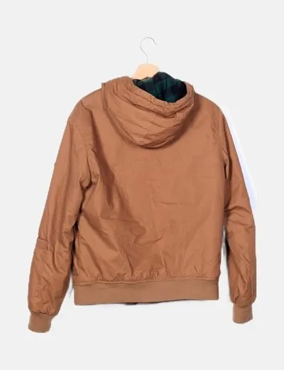 Bershka Parka camel básica