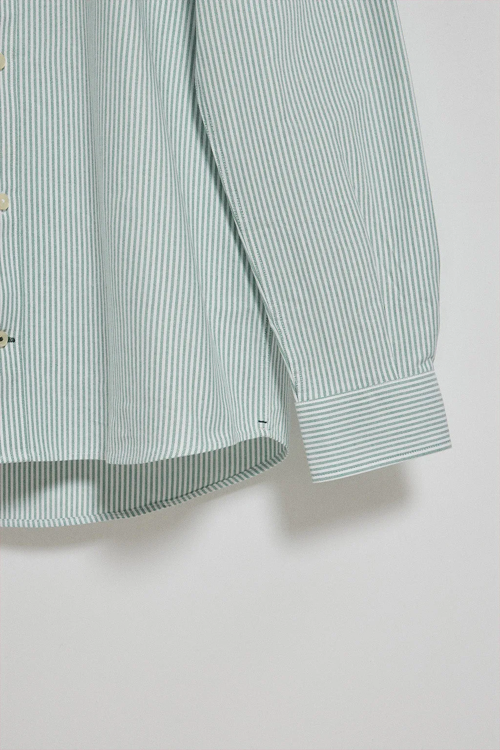 Camisa oxford de rayas verde Yale con logo bordado Rigby Go