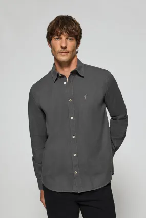 Camisa Stanford gris oscuro con logo bordado Rigby Go a tono