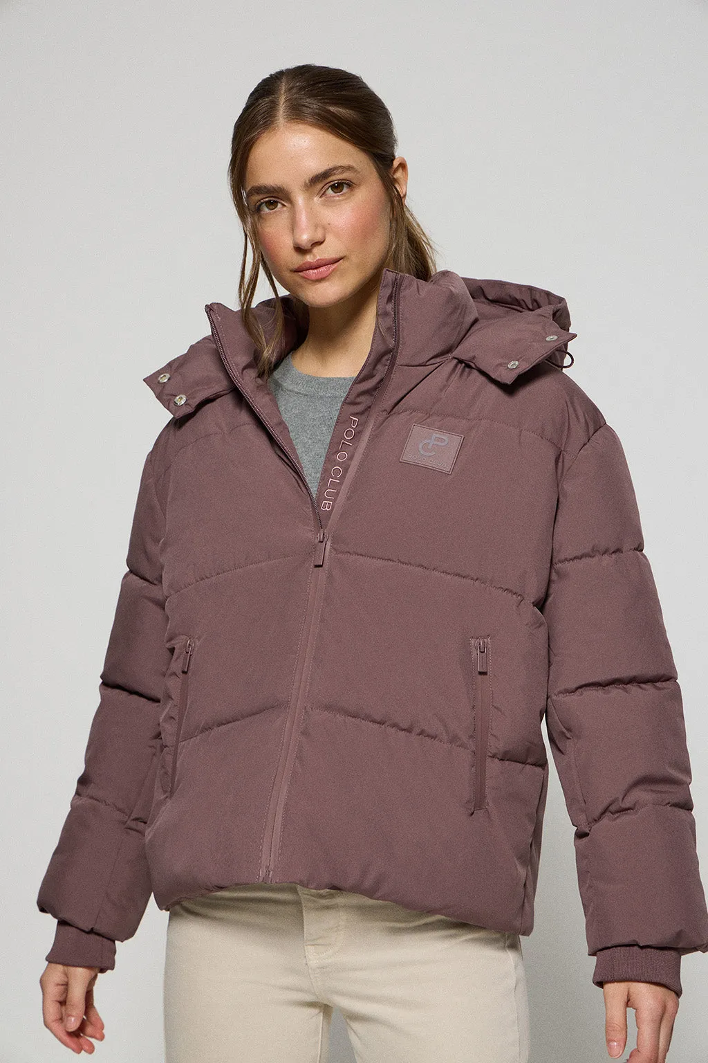 Chaqueta corta Artic rosa taupe de capucha fija y detalles Polo Club