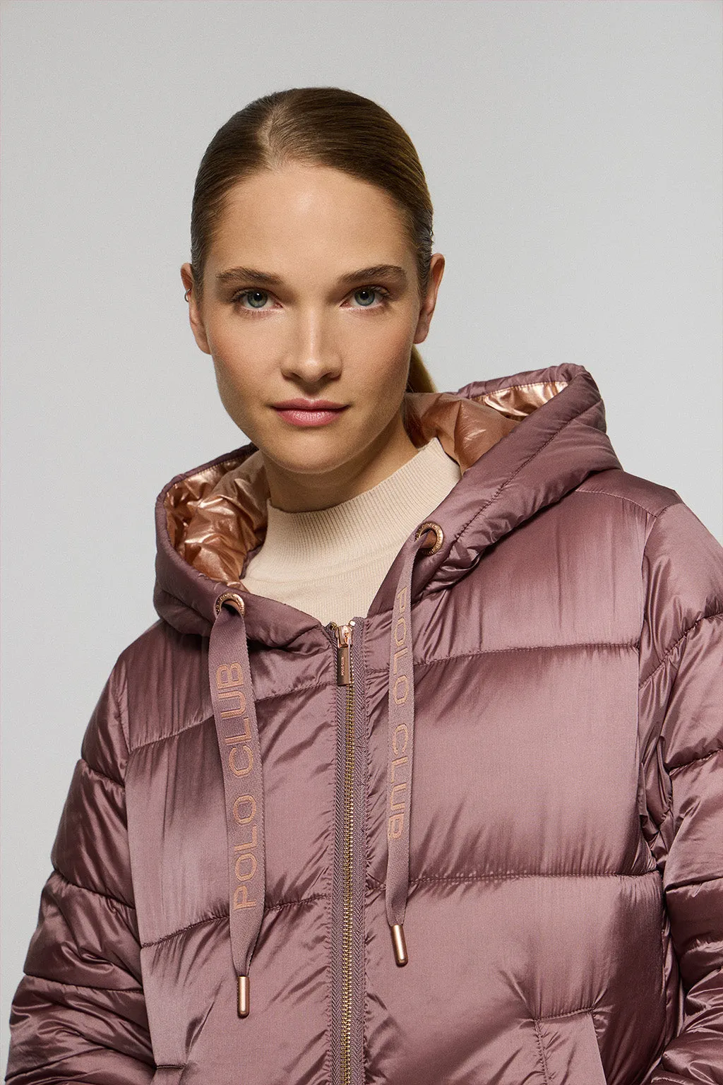 Chaqueta Ice acolchada rosa taupe de capucha fija y detalles Polo Club