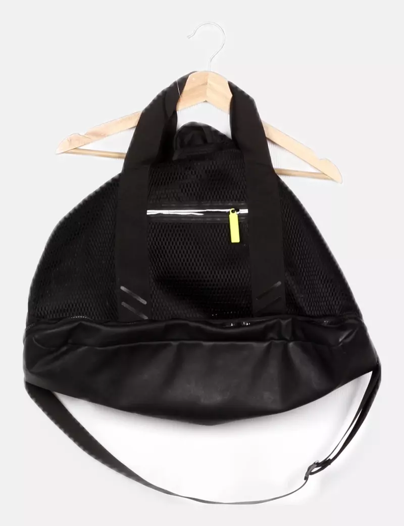 Oysho Bolso deportivo negro