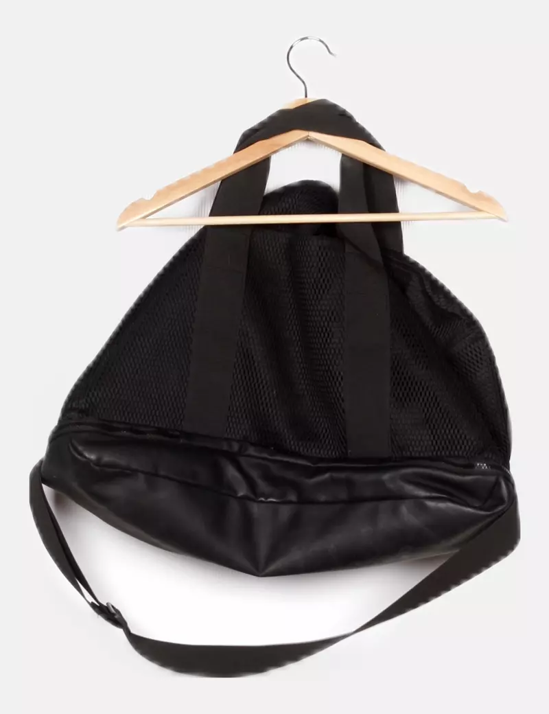 Oysho Bolso deportivo negro