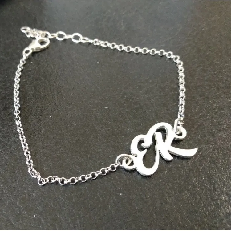 Pulsera personalizada de 2 iniciales en plata de ley