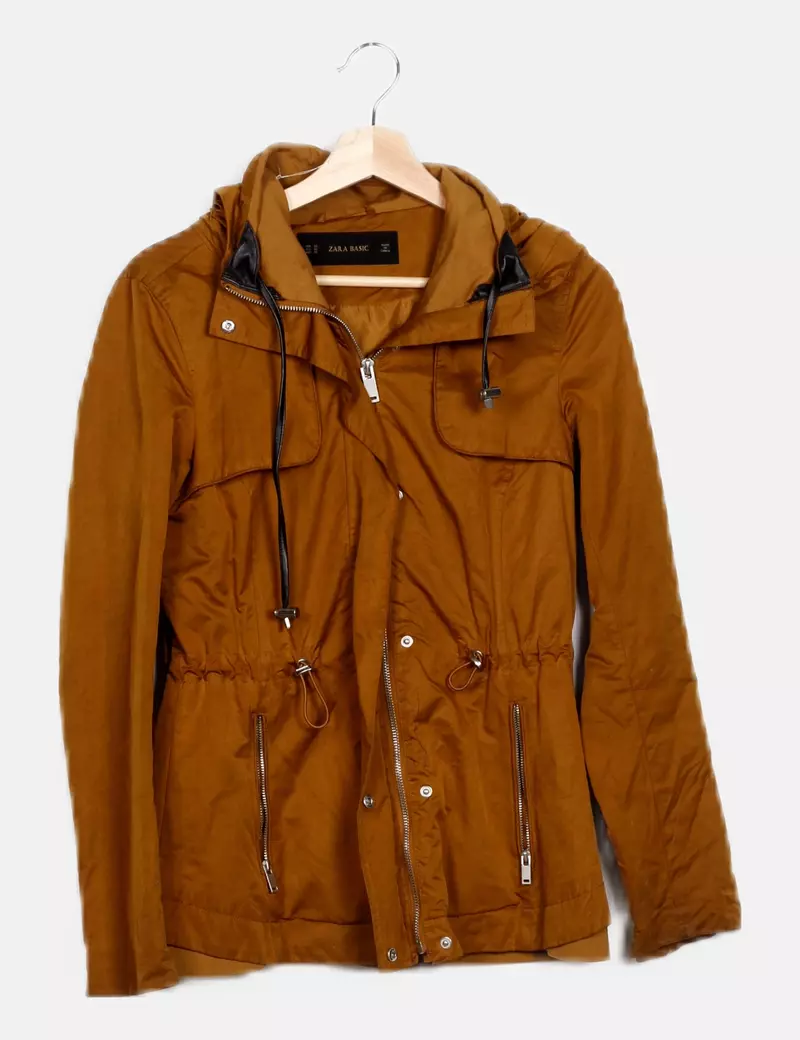 Zara Parka básica marrón